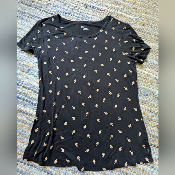 Black Mushroom Print T-Shirt L Whimsical Cottagecore Goblincore Loungewear Soft - Picture 2 of 6